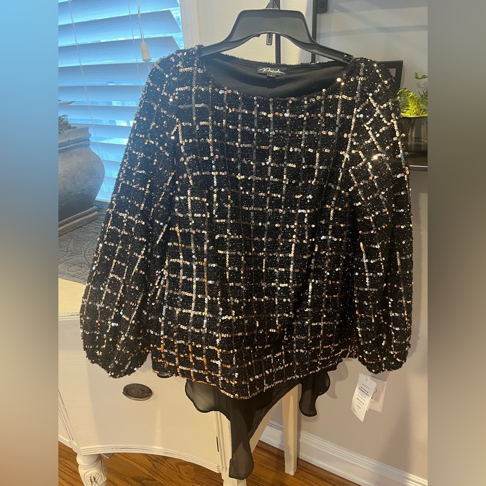 Sparkling special occasion Prelude sequin top. Women’s size small